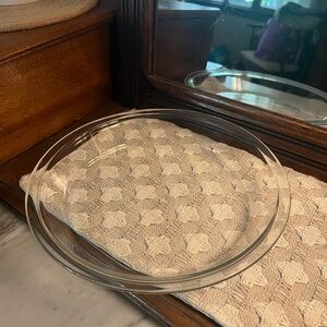 PYREX *VINTAGE* Uppercase Classic‎ Clear Glass Pie Plate Approx. 9.5 inches EUC